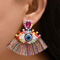 Style Européen Et Américain Diamant Plein De Diamants Boucles D'oreilles De Femmes De Mode Brillant Oreille Goujons Internet Influenceur Rue Snap De Diable Yeux Exagérée Gland Boucles D'oreilles main image 1