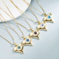Großhandel Schmuck Herzförmiger Teufelsauge Anhänger Kupfer Eingelegte Zirkon Halskette Nihaojewelry main image 3