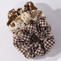 Wholesale Retro Floral Leopard Rubber Band Hair Scrunchies Nihaojewelry main image 1