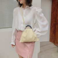 Wholesale New Pleated Hand-held Contrast Color Messenger Bag Nihaojewelry sku image 2