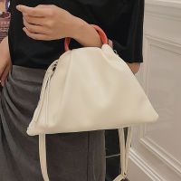 Wholesale New Pleated Hand-held Contrast Color Messenger Bag Nihaojewelry main image 5