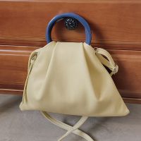 Wholesale New Pleated Hand-held Contrast Color Messenger Bag Nihaojewelry main image 4