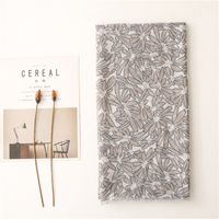 Vente En Gros Fil Gris Petites Fleurs Unie Crème Solaire Châle Foulard En Soie Nihaojewelry main image 3