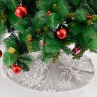 Wholesale Jacquard Snowflake Tree Skirt Christmas Decoration Nihaojewelry main image 1