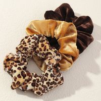 Leopard Print Solid Color Velvet Hair Scrunchies Wholesale Nihaojewelry main image 3