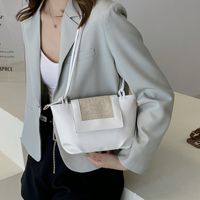 Korean New Fashion Retro Woven Fold Shoulder Messenger Bag Wholesale Nihaojewelry main image 6