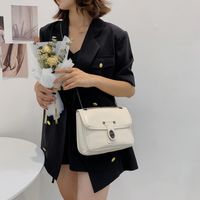 Korean Style Ins Stray Bag Women 2021 New Fashion Design Crossbody Fashion Bag Simple And Gentle Series Underarm Bag main image 4