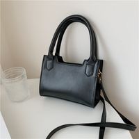 New Fashion Simple Large-capacity Shoulder Bag Wholesale Nihaojewelry main image 2