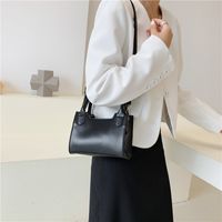 New Fashion Simple Large-capacity Shoulder Bag Wholesale Nihaojewelry main image 4