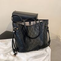 Wholesale Fashion Rhombus Embossed Soft Surface Portable Tote Bag Nihaojewelry sku image 3