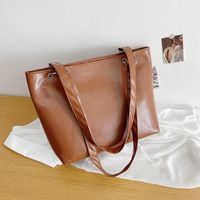 Korean Fashion Shoulder Fold  Chain Diagonal Bucket Bag Wholesale Nihaojewelry sku image 3
