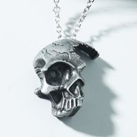 Wholesale Retro Half Head Skull Titanium Steel Necklace Nihaojewelry sku image 1