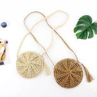 One Piece Dropshipping New Paper String Tassel Straw Bag Mobile Coin Purse Small Round Woven Casual Bag Women's Bag main image 6