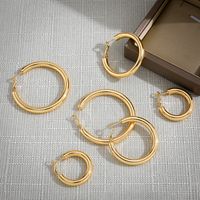 Bijoux Nihaojewelry En Gros Nouvelles Boucles D&#39;oreilles Rondes Dorées Simples En Alliage main image 3