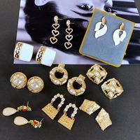 Nihaojewelry Simple Pearl Drip Glaze Heart Gemstone Earrings Wholesale Jewelry main image 1