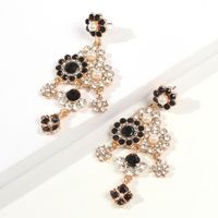 Nihaojewelry Retro Diamond-studded Pearl Long Pendant Earrings Wholesale Jewelry main image 3