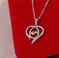 Nihaojewelry Fashion Big Hand Holding Small Hand Heart-shaped Necklace Wholesale Jewelry main image 4