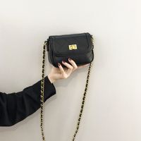Wholesale Accessories Rhombic Chain Messenger Bag Nihaojewelry main image 3
