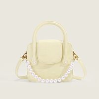 Wholesale Accessories Pearl Chain Cream Yellow Messenger Bag Nihaojewelry main image 1
