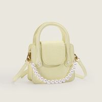 Wholesale Accessories Pearl Chain Cream Yellow Messenger Bag Nihaojewelry main image 5