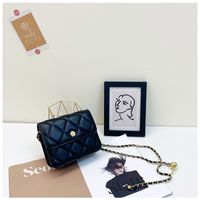 Wholesale Accessories Solid Color Rhombus Chain Messenger Bag Nihaojewelry sku image 2