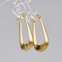 E25 Hong Kong Style Retro Fashionable Popular 18k Gold Titanium Steel European And American Fashionable Hollow Earrings Unique Texture main image 4