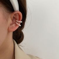 New Simple Fashion Pierceless C-shaped White Pearl Ear Clip Wholesale Nihaojewelry main image 4