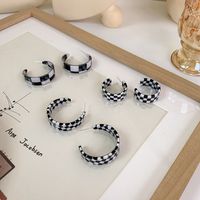 Korean Popular Acrylic Black White Checkerboard Earrings Wholesale Nihaojewelry main image 1