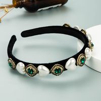 New Baroque Heart-shaped Pearl Flannel Headband Wholesale Nihaojewelry main image 5