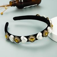 New Baroque Heart-shaped Pearl Flannel Headband Wholesale Nihaojewelry sku image 1