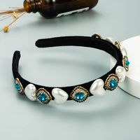 Neues Barockes Herzförmiges Perlenflanellstirnband Großhandel Nihaojewelry sku image 2