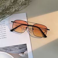 Simple Fashion Metal Double Beam Solid Color Sunglasses Wholesale Nihaojewelry main image 1