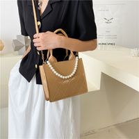 Fashion Solid Color Plaid Texture Pearl Chain Messenger Bag Wholesale Nihaojewelry main image 5