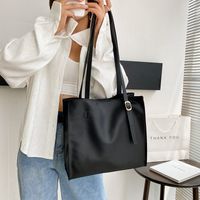 Simple Large-capacity Soft Tote Bag Wholesale Nihaojewelry main image 5