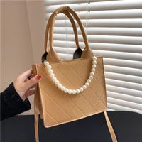 Fashion Solid Color Plaid Texture Pearl Chain Messenger Bag Wholesale Nihaojewelry sku image 2