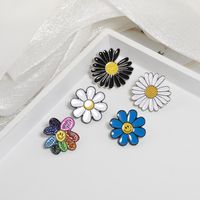 Wholesale Jewelry Smiley Chrysanthemum Rose Flower Brooch Set Nihaojewelry main image 3