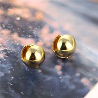 European, American And French Style Ornament Wholesale Copper Plating 18k Gold Earrings Cold Style Round Spherical Personalized Ear Clips Earrings For Women main image 3