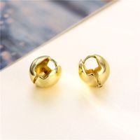 European, American And French Style Ornament Wholesale Copper Plating 18k Gold Earrings Cold Style Round Spherical Personalized Ear Clips Earrings For Women main image 5