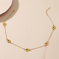Wholesale Jewelry Hollow Chain Stitching Butterfly Daisy Pendant Necklace Nihaojewelry sku image 5