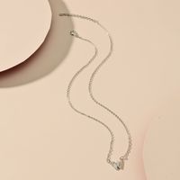 Wholesale Jewelry Hollow Chain Stitching Butterfly Daisy Pendant Necklace Nihaojewelry sku image 4