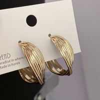 Simple Geometric Thick C-shaped Earrings Wholesale Nihaojewelry sku image 1