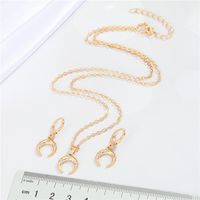 Europe And America Cross Border New Accessories Fashion Personality C- Shaped Earrings Necklace Simple Retro Diamonds Necklace Pendant Set main image 3