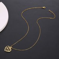 Fashion Letter Mom Micro-inlaid Zircon Heart-shaped Copper Necklace Wholesale Nihaojewelry main image 6