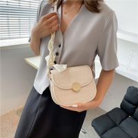Stone Pattern Lock Fashion Silk Scarf One-shoulder Messenger Saddle Bag Wholesale Nihaojewelry main image 5