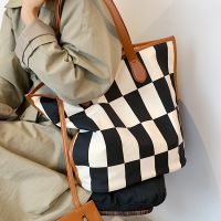 Fashion Large-capacity Canvas Shoulder Tote Checkered Bag Wholesale Nihaojewelry main image 5
