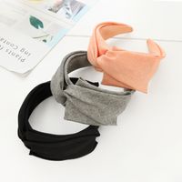 Korean Solid Color Wide-brimmed Fabric Cross-folding Headband Wholesale Nihaojewelry main image 5