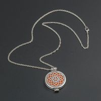 Wholesale Jewelry Hollow Luminous Aromatherapy Pendant Necklace Nihaojewelry main image 3