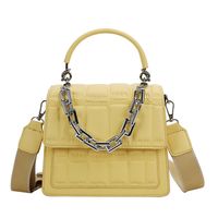 Fashion Retro Thick Chain Lattice Wide Shoulder Strap Messenger Handbag Wholesale Nihaojewelry sku image 2