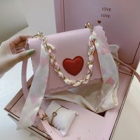 Fashion Silk Scarf Woven Chain Solid Color Heart Shoulder Bag Wholesale Nihaojewelry main image 1