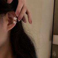 Wholesale Fashion Zircon Flower No Pierced Ear Bone Clip Nihaojewelry main image 3